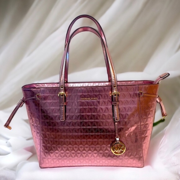 Michael Kors Voyager Specchio Pink Leather Voyager Tote. OS LARGE Barbie Bag! - Picture 2 of 12